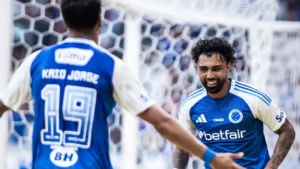 Fechado com o Santos, Gabigol publica mensagem ao Cruzeiro nas redes; veja